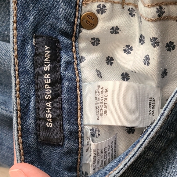 Lucky Brand Sasha Super Skinny Jeans Size 2 - Picture 6 of 7